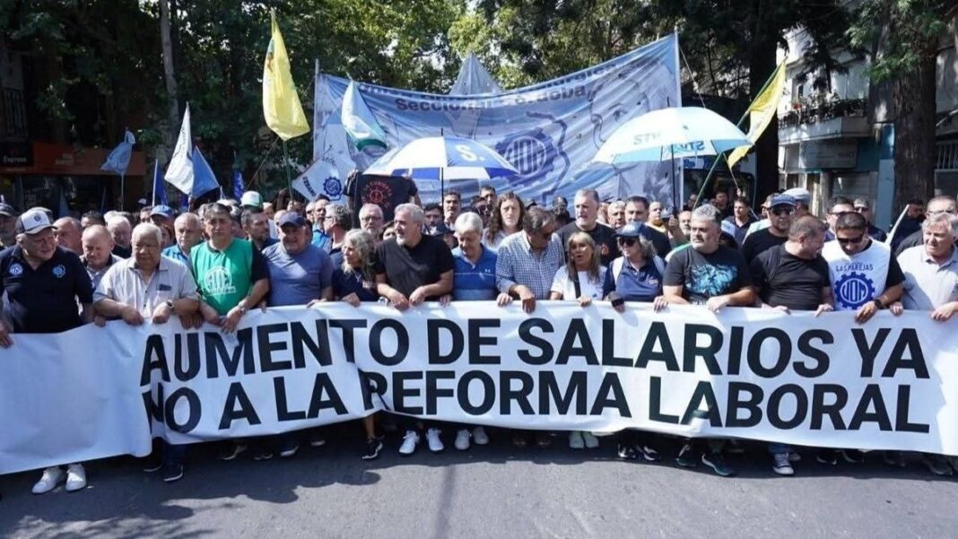 Juez federal suspende aplicación de artículos de la reforma laboral