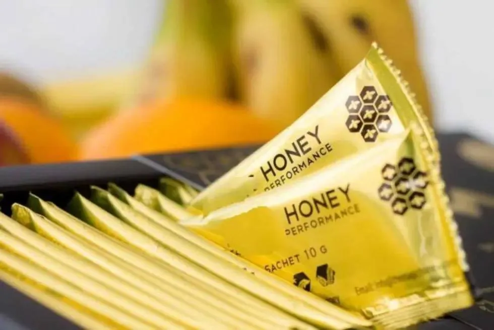 Sobres dorados de la llamada 