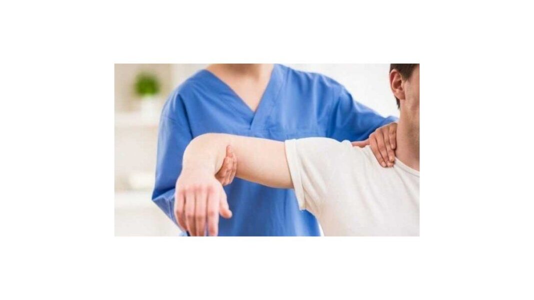 Símbolo de la kinesiología y herramientas de rehabilitación