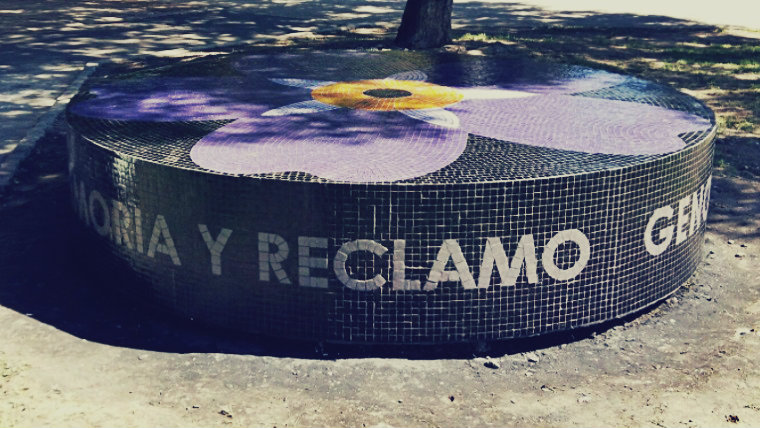 Poster o imagen promocional del documental 