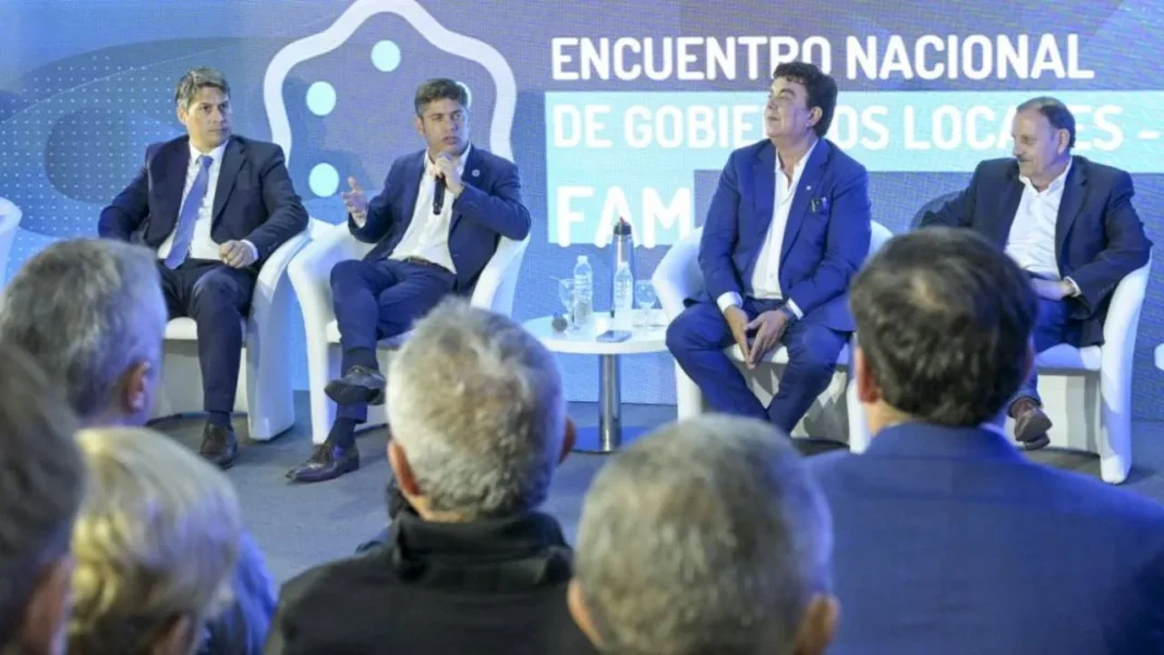 Reunión de gobernadores e intendentes de la Federación Argentina de Municipios (FAM) en Buenos Aires.