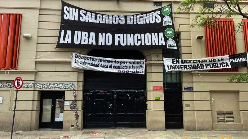 Marcha Federal universitaria en Santa Fe