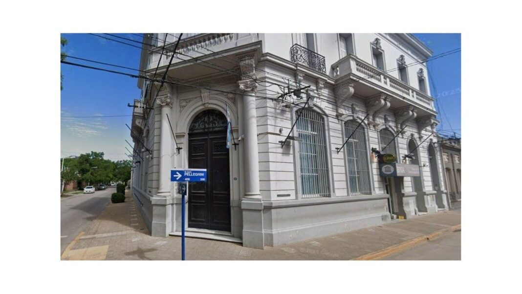 Fachada de una sucursal del Banco de la Nación Argentina