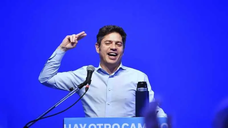 Axel Kicillof, gobernador de la provincia de Buenos Aires, durante un acto público.