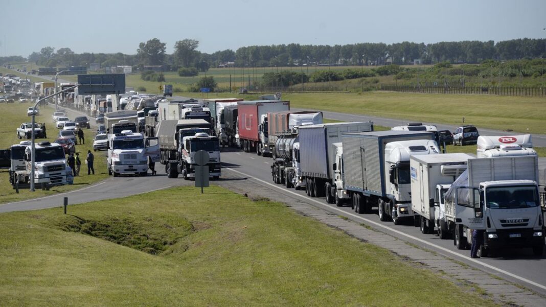 Vista de la ruta nacional A012 en la provincia de Santa Fe