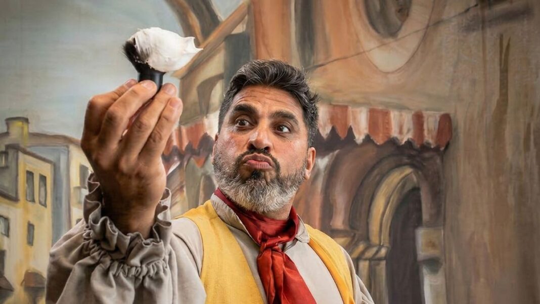 Elenco y producción de la ópera 'El Barbero de Sevilla' en el escenario del Teatro El Círculo de Rosario.