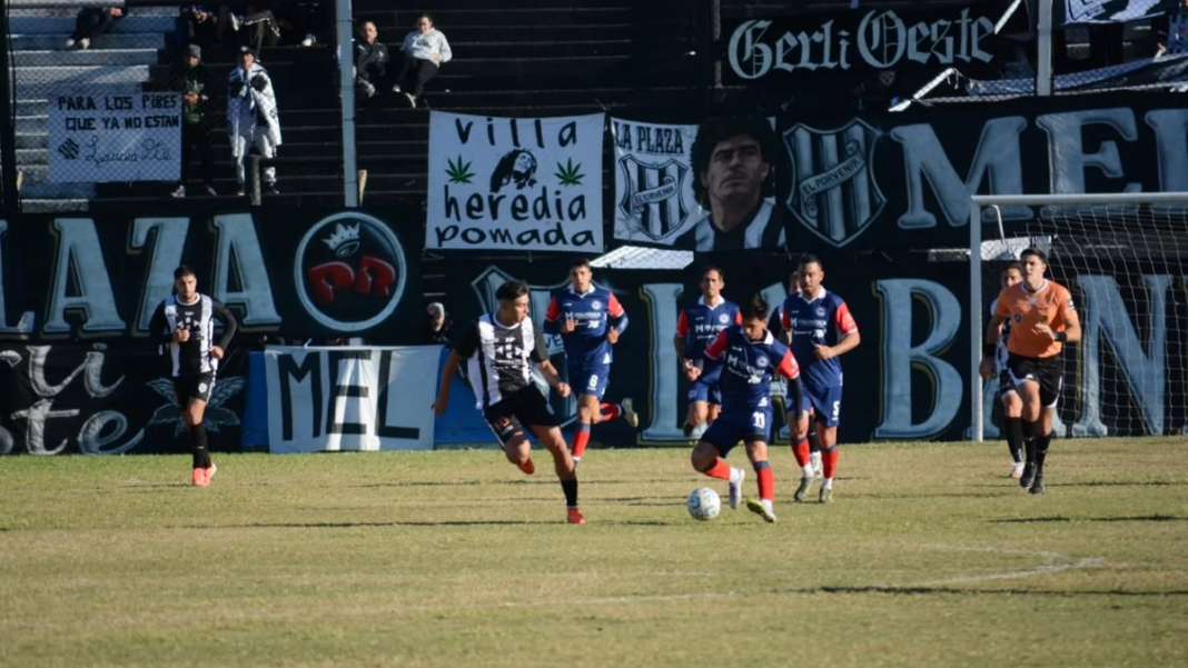 Partido entre Central Córdoba y El Porvenir en Gerli por la Primera C