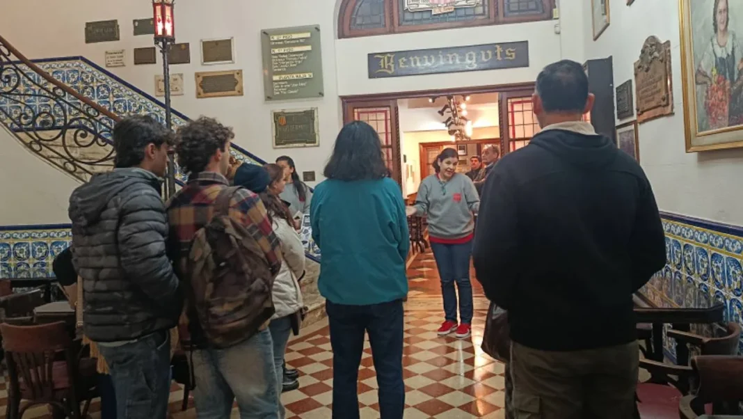 Interior del Centre Catalá de Rosario durante el Open House 2026
