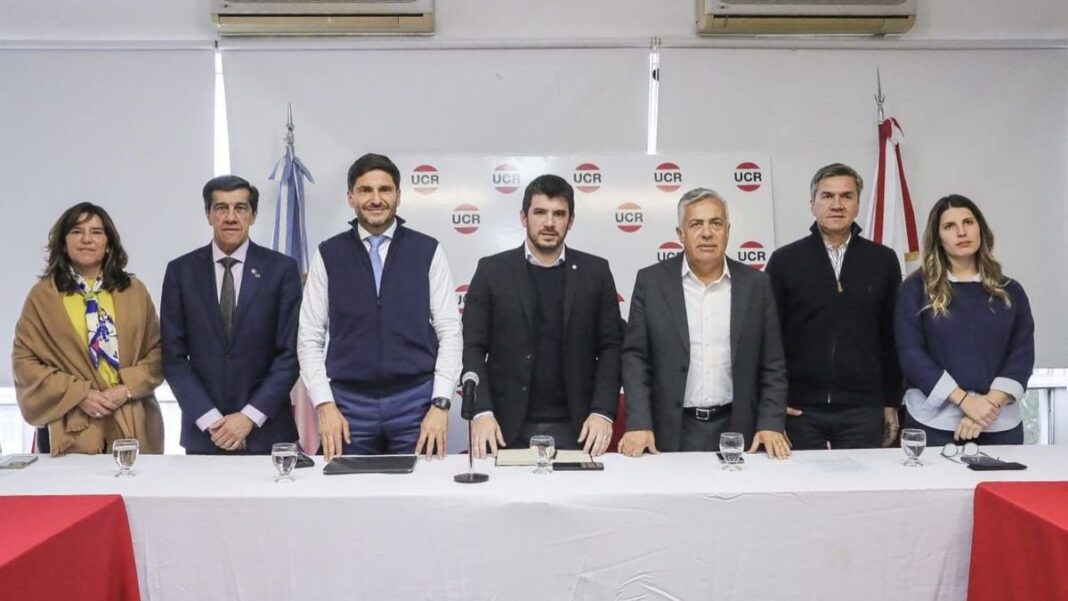 Reunión de gobernadores de la UCR en el comité nacional