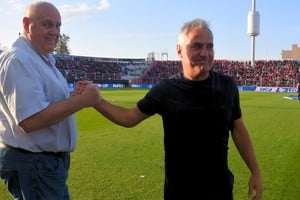 Leonardo Madelón, entrenador de Unión de Santa Fe, en conferencia de prensa