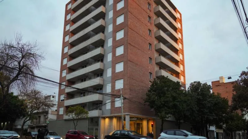 Edificio Bauen 140 en Rosario, esquina Zeballos y Ovidio Lagos