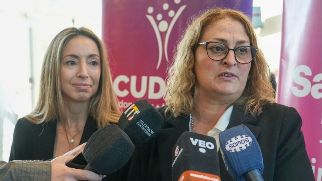 Silvia Ciancio durante la apertura de la Jornada Regional de Procuración y Trasplante en la Facultad de Ciencias Médicas de la UNL
