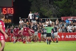 Presentación del clásico entre Capibaras y Dogos en el Hipódromo de Rosario