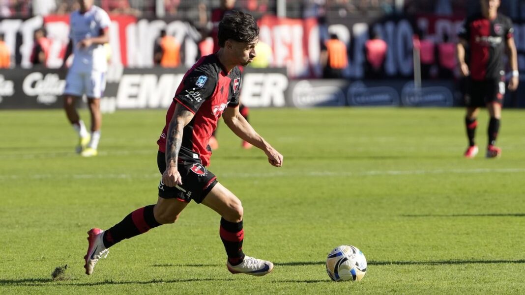 Walter Mazzantti con la camiseta de Newell's Old Boys