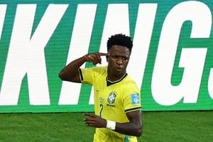 Vinicius Jr. celebrando un gol con la camiseta de Brasil en el partido contra Escocia en Miami