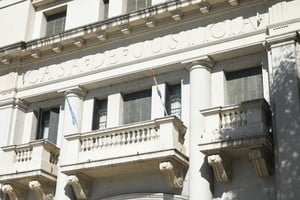 Fachada del Palacio de Justicia de la Corte Suprema de Santa Fe