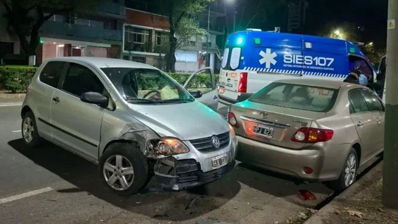 Accidente de tránsito en avenida Pellegrini entre Callao y Rodríguez, Santa Fe