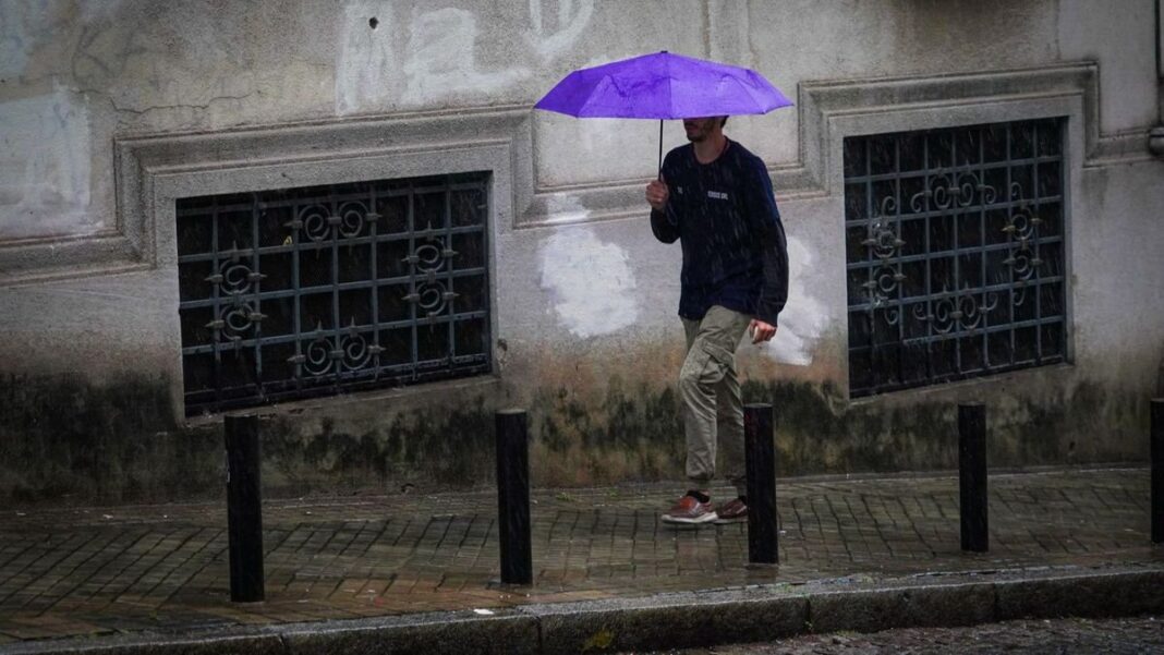Cielo nublado en Rosario con alerta amarillo por tormentas