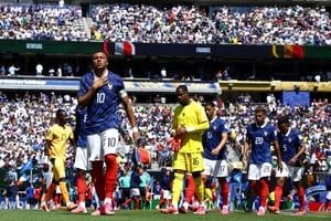 Jugadores de Francia y Senegal durante el partido del Mundial 2026