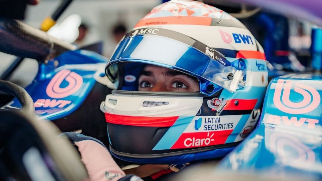 Franco Colapinto en el circuito de Barcelona durante la FP1