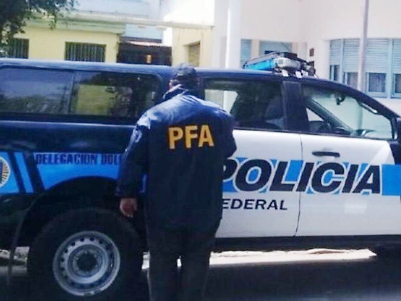 Imputación por asesinato de policía federal en Villa Banana