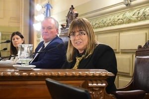 Estrella Moreno Robinson en la presentación del Informe Anual 2025 del Ministerio Público de la Defensa en la Legislatura de Santa Fe