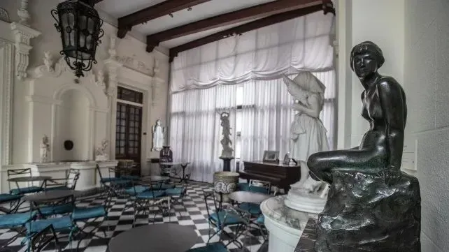 Museo de Arte Decorativo Firma y Odilo Estévez de Rosario