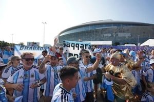 Argentinos en las inmediaciones del AT&T Stadium de Arlington antes del partido Argentina vs. Canadá