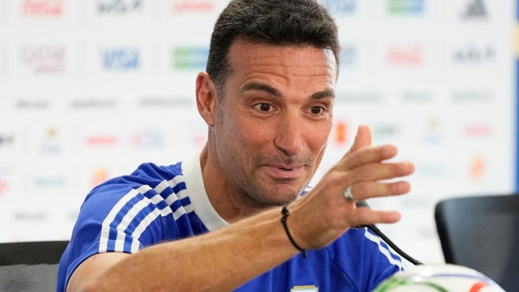 Lionel Scaloni en conferencia de prensa
