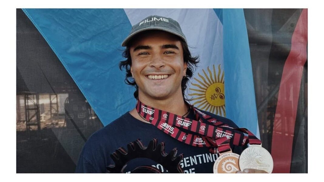 Santino Basaldella con medalla de bronce en SUP Race en los Panamericanos de Surf