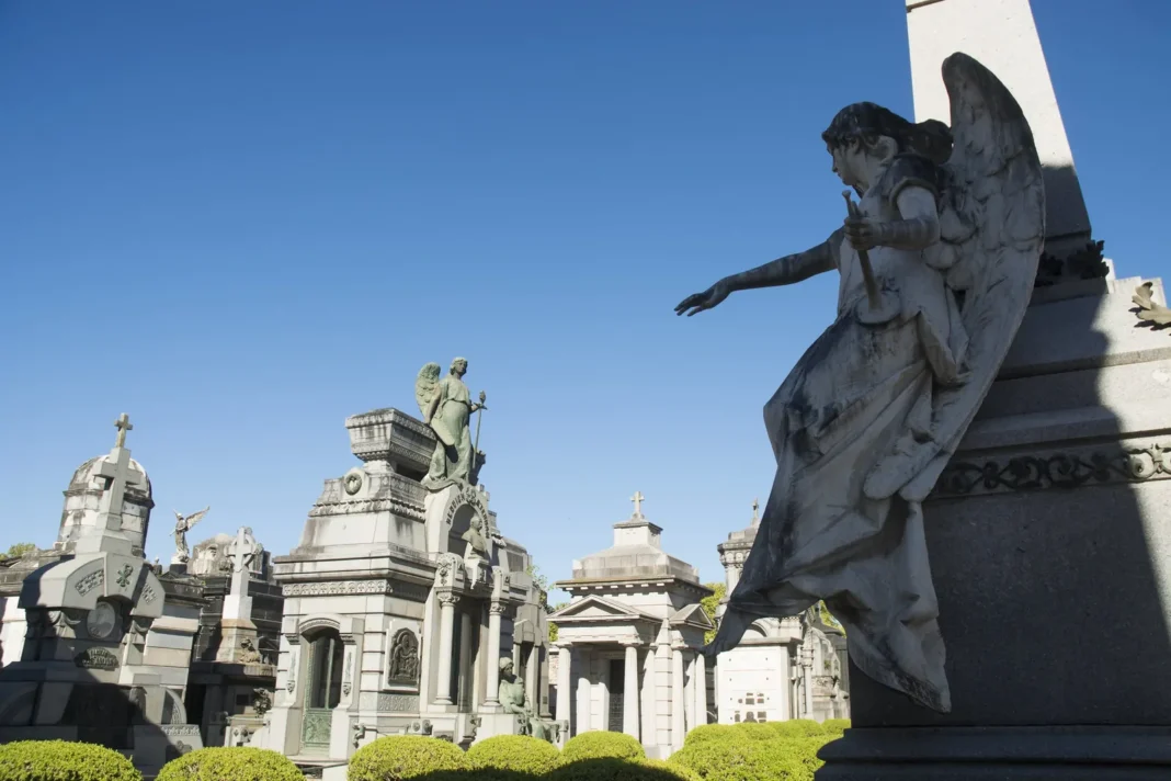 Cementerio El Salvador Rosario recorrido histórico