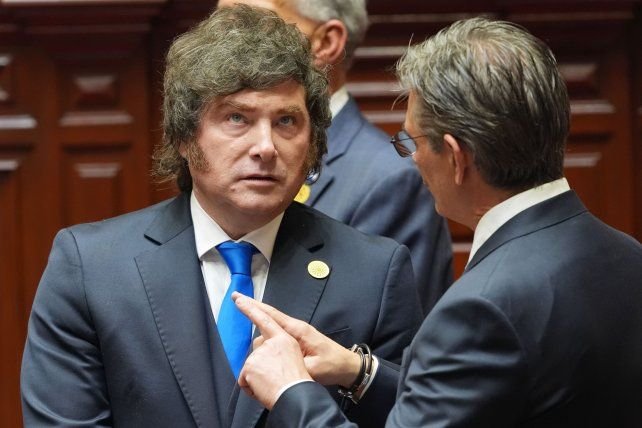 Documento oficial del gobierno argentino sobre medidas migratorias