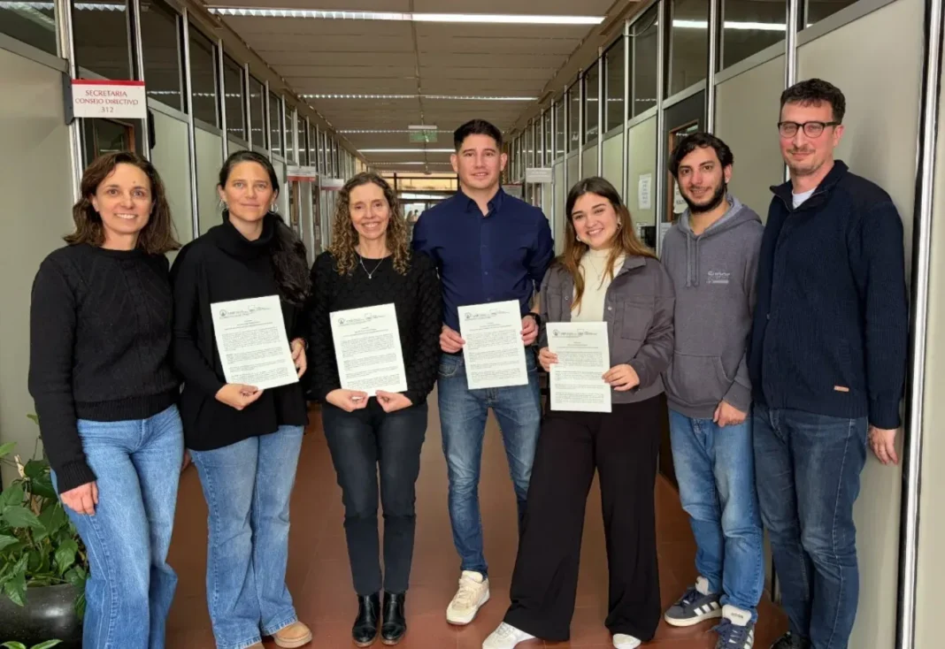 Firma de convenio entre el Concejo Deliberante de Villa Gobernador Gálvez y la UNR