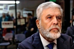 Imagen de la fachada del Tribunal Oral Federal N°4