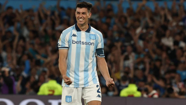 Luciano Herrera con la camiseta de Newell's