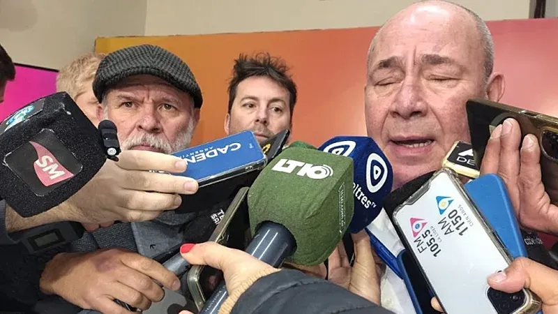 Reunión de paritarias entre el Gobierno provincial y gremios estatales en Santa Fe