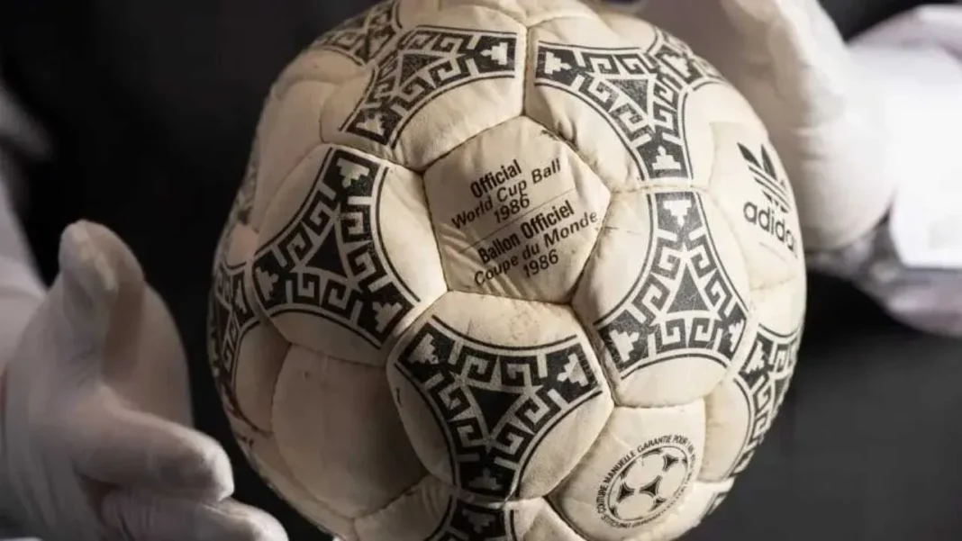 Pelota de fútbol utilizada en el partido Argentina-Inglaterra del Mundial de México 1986