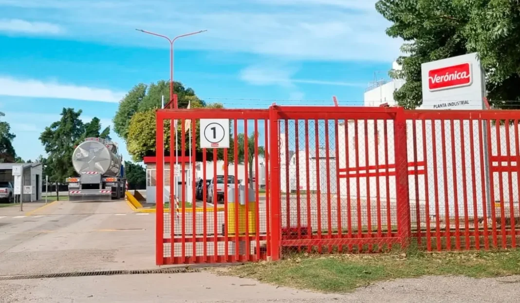 Trabajadores de Lácteos Verónica en movilización