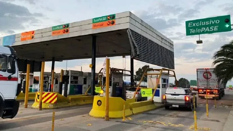 Cabina de peaje en la autopista Brigadier López, Rosario-Santa Fe