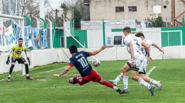 Partido de Primera C entre Central Córdoba y Berazategui