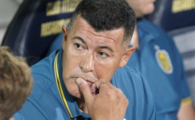 Estadio Mario Kempes durante el partido entre Talleres y Rosario Central