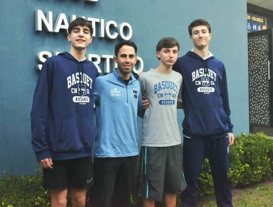 Equipos formativos del Club Náutico de Rosario en competencia nacional
