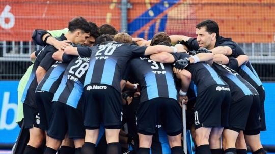Partido de hockey sobre césped entre Argentina y Países Bajos