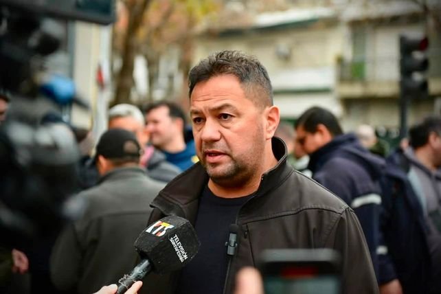Mauricio Brizuela, secretario general del Soepu, en una asamblea sindical