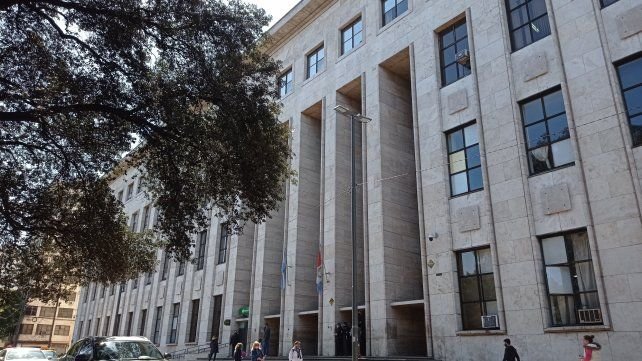 Pelea de tránsito frente a Tribunales en Rosario
