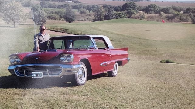 Ford Thunderbird 1959 del ex intendente Cándido Carballo