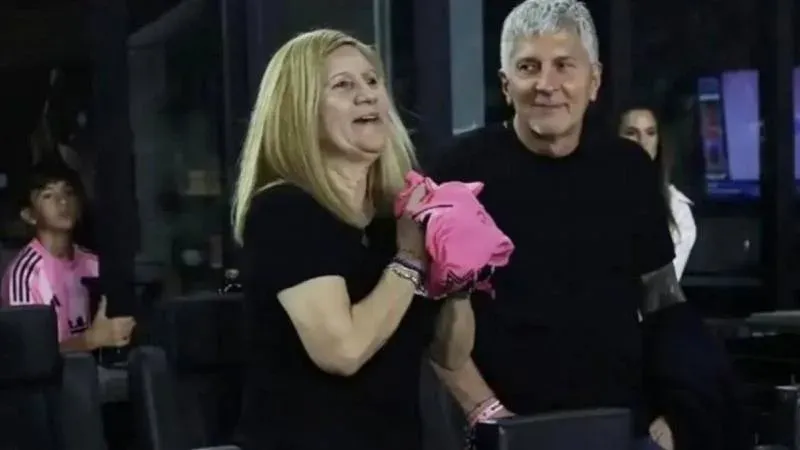 Jorge Messi y Celia Cuccittini en el palco del Chase Stadium