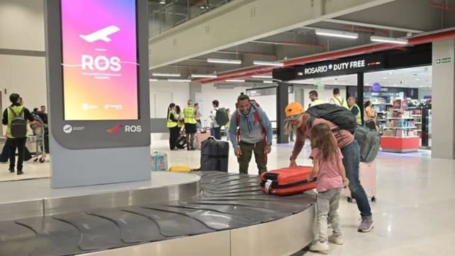 Vista de la terminal de pasajeros del Aeropuerto Internacional de Rosario