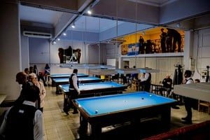 Competencia de billar en el Centro Español durante los Juegos Suramericanos 2026