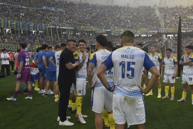 Jugadores de Central durante un entrenamiento